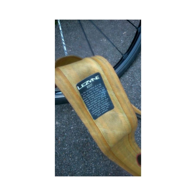 kit rustine réparation chambre à air vélo Lezyne® Bmx Race